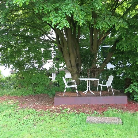 Stadtwohnung Im Gruenen Апартаменты